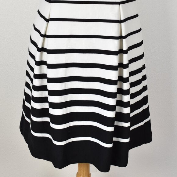 Eliza J Graduated Stripe Pleated Sleeveless Dress - 14W - Picture 3 of 10